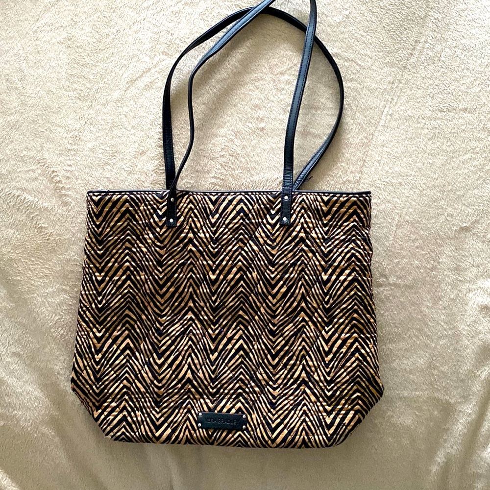 Vera Bradley leopard shoulder bag medium